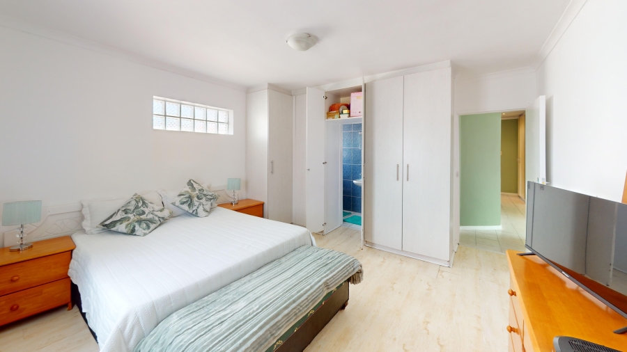 4 Bedroom Property for Sale in Balvenie Western Cape